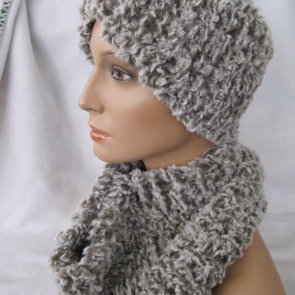 New Handmade Chunky Faux Fur Winter Headband and Infinity Scarf Set - Picture 2 of 10